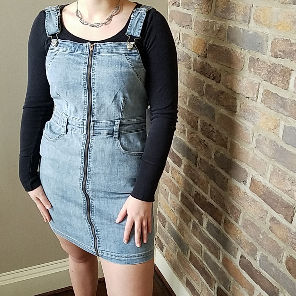 American Eagle mini dress/overall